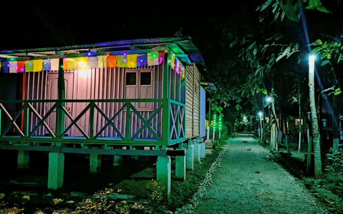 Leo Jungle Retreat By Stayapart , Jaldapara Madari Hat ภายนอก รูปภาพ